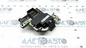 Клема плюсова Mercedes X247 GLB 20-26 із розподільчою плитою