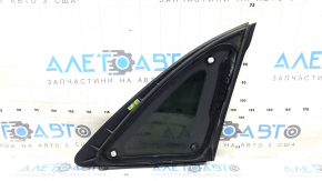 Форточка глухое стекло задняя левая Ford Escape MK4 20-26 хром + черный мат, надрыв уплотнителя