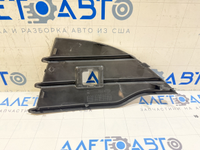 Решетка переднего бампера правая Ford Escape MK3 13-16 дорест глянец без заглушки