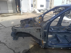 Чверть передня ліва Volvo XC60 18-26 T5, T6, B5, B6 на кузові, синій 723