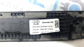 Накладка порога внешняя передняя правая Audi A5 F5 17-25 5D S-line, с подсветкой, надломана направляйка