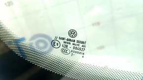 Лобовое стекло VW Tiguan 18-24 без датчика дождя, песок, скол
