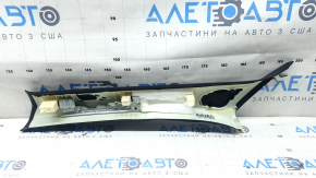 Накладка передней стойки правая Audi Q7 16-24 Bose черная, царапины