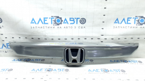 Молдинг решітки радіатора верхній центральний Honda Accord 18-20 світлий хром, з кріпленням та емблемою, пісок