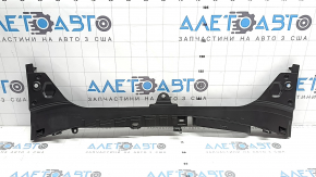 Воздухоприемник Mercedes C-class W205 300/350e/350h 15-18