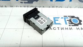 USB Hub Toyota Camry v70 18-22