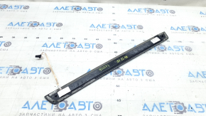 Накладка порога внешняя передняя правая Audi A4 B9 17-25 S-Line с подсветкой, царапины, тычка