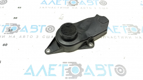 Кришка помпи Audi A6 C7 16-18 2.0T