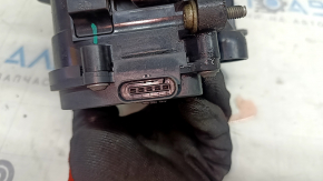 Корпус термостата Audi A4 B9 17-25 2.0T