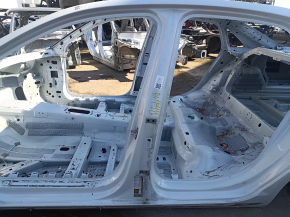 Стойка кузова центральная левая Audi A4 B9 17-25 на кузове, тычка