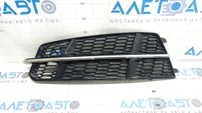 Решітка переднього бампера ліва Audi A6 C7 16-16 хром молдинг, пісок