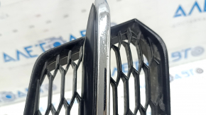 Решетка переднего бампера правая Audi A6 C7 16-16 хром молдинг, песок