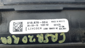Стоп сигнал Lincoln Corsair 20-26 потерт