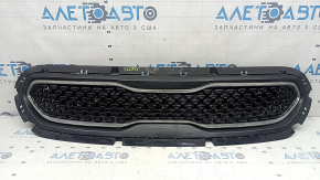 Решетка радиатора grill Kia Niro 17-19 HEV, PHEV без радара, хром+черн глянец, потерт, сломана направляка