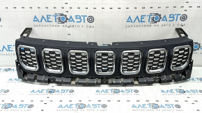 Решетка радиатора grill Jeep Compass 25-26 в сборе 3 части, хром вставки