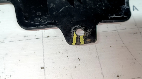 Бампер передний голый Toyota Prius 30 13-15 рест, черный, прижат, надорван, трещина, царапины, надломаны крепления