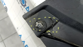 Губа переднього бампера Toyota Prius 30 13-15 рест надриви, немає фрагментів, подряпини