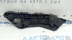 Крепление переднего бампера правое Toyota Rav4 16-18 рест, сломаны крепления