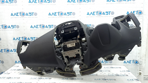 Торпедо передняя панель с AIRBAG Ford Escape MK3 17-19 рест, черная