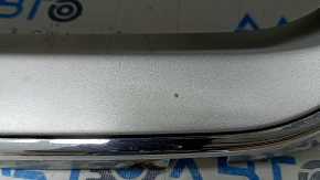 Решетка радиатора grill Ford Escape MK3 17-19 рест, серая, с хромом, с эмблемой, тычки