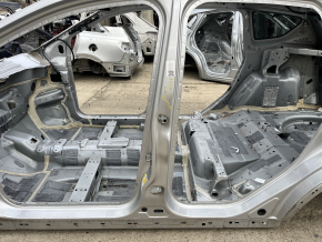 Стойка кузова центральная левая Ford Escape MK3 13-19 на кузове, тычки