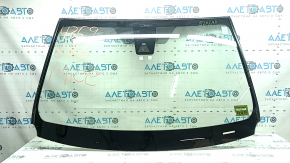 Лобове скло Toyota Rav4 16-18 під камеру, пісок, сколи