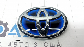 Эмблема решетки радиатора Toyota Camry v55 15-17 usa LE, hybrid сломана направляющая