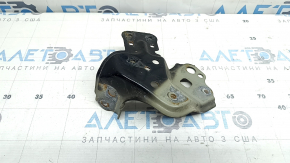 Кронштейн крила переднього лівого Toyota Rav4 13-18
