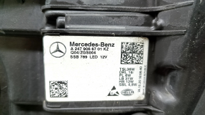 Фара передня ліва в зборі Mercedes H247 GLA 20-23 LED з ущільнювачем, подряпини.