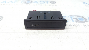USB HUB Mercedes H247 GLA 20-23 центральний, 1 type-C