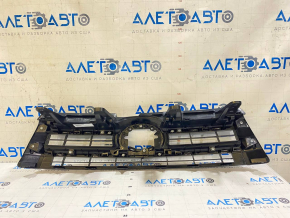 Решетка радиатора grill Toyota Highlander 17-19 хром