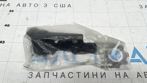 Кронштейн крыла нижний передний правый Volvo XC90 16-26