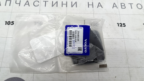 Заглушка буксировочного крюка заднего бампера Volvo XC40 19-25 структура