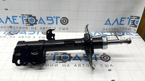 Амортизатор передний правый Toyota Prius 20 04-09