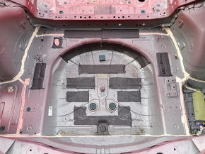 Корито багажника Toyota Venza 21-24 на кузові
