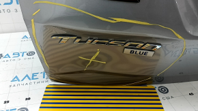 Дверь багажника в сборе Hyundai Tucson 22-24 Korea, тонировка, серебро R2T, Hybrid, вмятина, царапины на накладке, царапины на обшивке