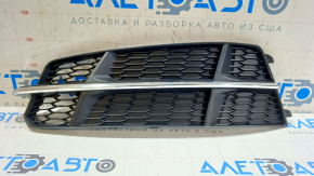 Решітка переднього бампера ліва Audi A6 C7 16-16 хром молдинг