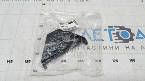 Крепление нижней накладки двери багажника центральное Toyota Rav4 16-18