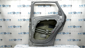 Дверь голая задняя правая Hyundai Tucson 22-23 серебро R2T, вмятины