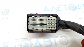 Фишка на блок ECU компьютер двигателя Jeep Renegade 19-23 1.3T под разъем B