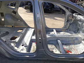Стойка кузова центральная правая Hyundai Tucson 22-26 на кузове, примята