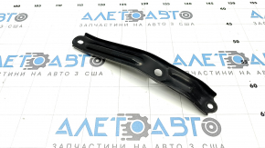 Кронштейн заднего подрамника правый Lexus CT200h 11-17