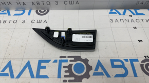 Отражатель переднего бампера правый VW Passat b7 12-15 USA