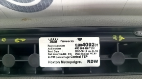 Вставка Isofix заднего ряда 2 ряда сидений центральное Audi Q7 16-26 кожа серая, потерта, под химчистку