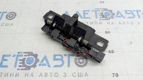Скоба замку дверей багажника Audi Q7 16-26 з датчиком