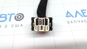 Фишка на блок ECU компьютер двигателя Audi Q7 21-23 3.0T MHEV белая