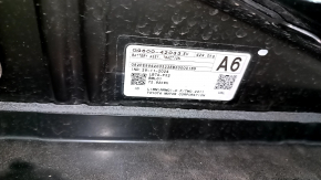 Корпус ВВБ Toyota bZ4X 23-26 2 частини, контакт з водою