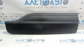 Накладка дверей нижня задня права Ford Escape MK4 20-26 структура, надлом кріплення, прим'ята, подряпини