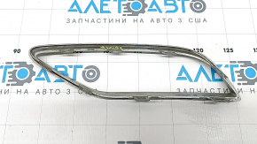 Обрамление решетки заднего бампера левой Audi Q5 80A 18-20 хром, вздулся хром