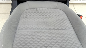 Пассажирское сидение Ford Escape MK4 20-21 без airbag, механич, с подогревом, ткань серая, под чистку